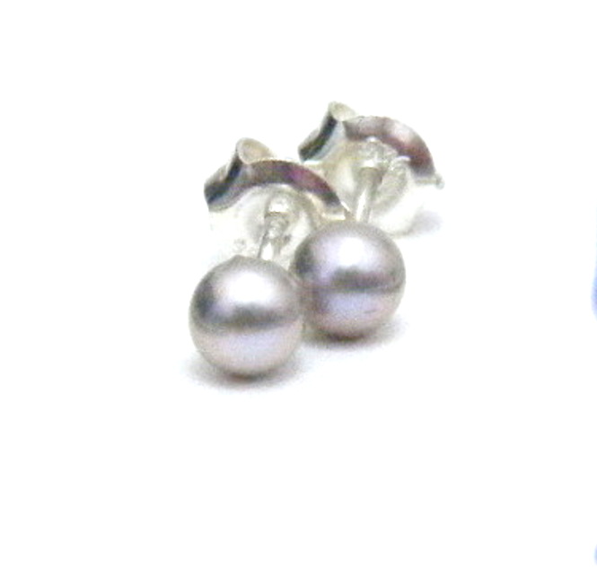 Grey AAA Round 4mm Stud Earrings